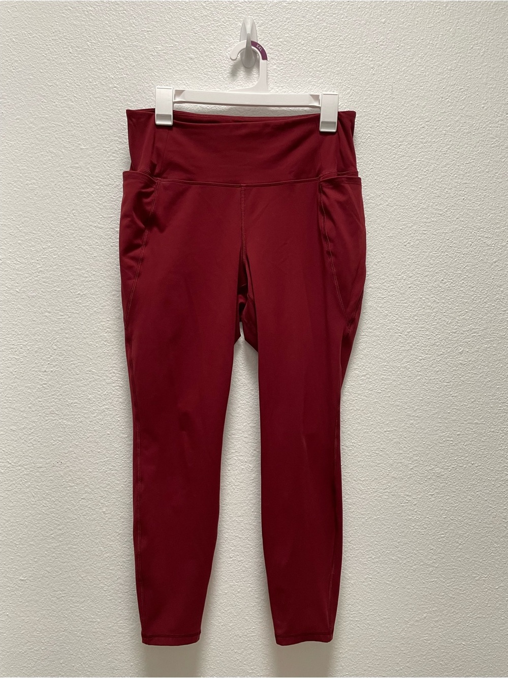 Lane Bryant Livi Soft 7/8 Legging in Burgundy Red Plus Size Yoga